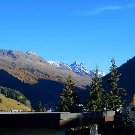 Haus Azalea Давос