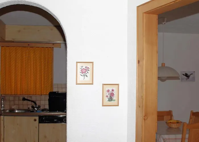 Haus Azalea Apartment *